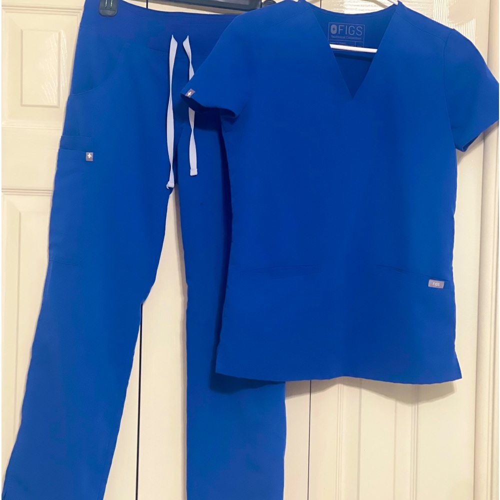 Figs scrubs  set  royal blue